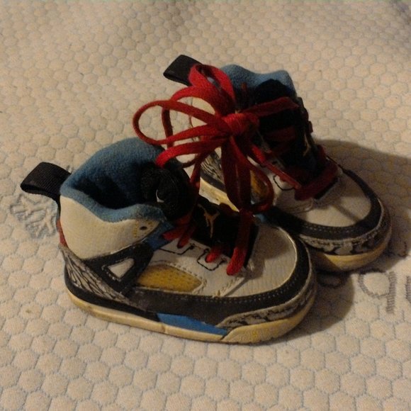 Infant jordans - Picture 2 of 3